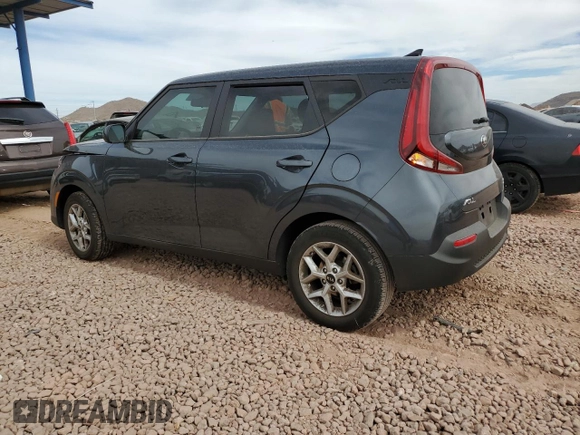 2020 Kia Soul LX with VIN KNDJ23AU1L7021680, listed as a Copart auction lot 47815055 with 23,293 mi miles and Salvage Title. Bid and sale history available at carsss.com. Image 2.