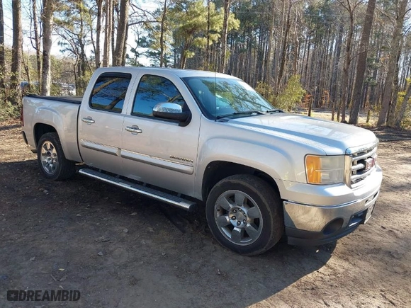 2011 GMC Sierra 1500 SLE with VIN 3GTP1VE08BG303883, listed as a IAAI auction lot 41448142 with 224,788 mi miles. Bid and sale history available at carsss.com. Image 1.