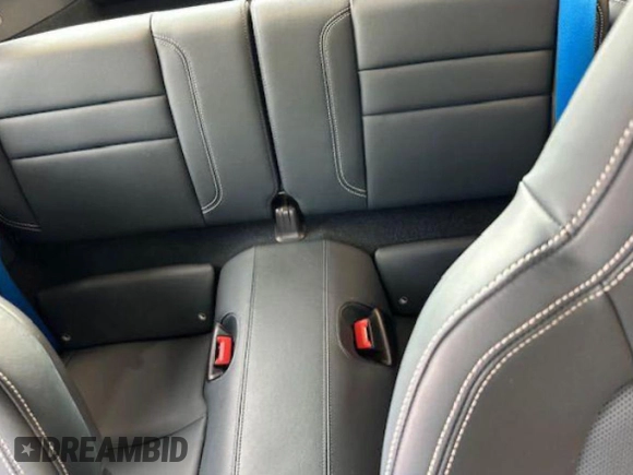 2022 Porsche 911 Carrera with VIN WP0AA2A96NS2061XX, listed as a Copart auction lot 61761515 with 15,219 mi miles and Clean title. Bid and sale history available at DreamBid. Image 6.