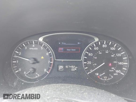 2014 Nissan Pathfinder SV with VIN 5N1AR2MN7EC624360, listed as a IAAI auction lot 42134538 with 167,492 mi miles. Bid and sale history available at carsss.com. Image 7.