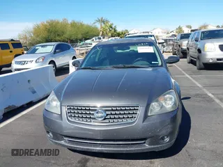 2005 Nissan Altima 3.5 SE with VIN 1N4BL11D45N455716, listed as a IAAI auction lot 41658611 with 1 mi miles. Bid and sale history available at carsss.com. Image 6.