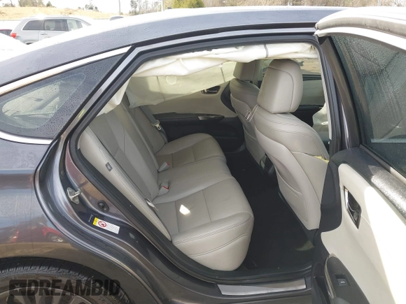 2016 Toyota Avalon Limited with VIN 4T1BK1EB5GU205833, listed as a IAAI auction lot 41352698 with 152,809 mi miles. Bid and sale history available at carsss.com. Image 8.