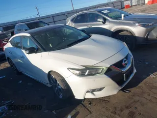 2016 Nissan Maxima 3.5 SV with VIN 1N4AA6APXGC437163, listed as a IAAI auction lot 41852359 with 152,000 mi miles. Bid and sale history available at carsss.com. Image 1.