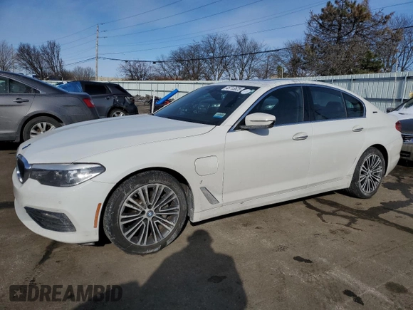 2018 BMW 5 Series 530e xDrive with VIN WBAJB1C51JB084280, listed as a Copart auction lot 45713625 with 106,846 mi miles and Clean Title. Bid and sale history available at carsss.com. Image 1.