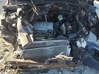 2021 Chevrolet Trax LT z VIN KL7CJPSB5MB344299, wystawiony jako Copart lot #45540525 z przebiegiem Nie podano mil oraz Szkoda całkowita • Salvage title. Historia ofert i sprzedaży dostępna na DreamBid. Obrazek 13.