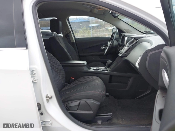 2015 Chevrolet Equinox LT with VIN 2GNFLFEK8F6241455, listed as a IAAI auction lot 42047684 with 172,000 mi miles. Bid and sale history available at carsss.com. Image 5.