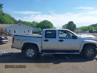 2005 GMC Canyon 1SF SLE Z71 z VIN 1GTDT136658195884, wystawiony jako IAAI lot #42243052 z przebiegiem 146 432 mil mil oraz . Historia ofert i sprzedaży dostępna na DreamBid. Obrazek 14.