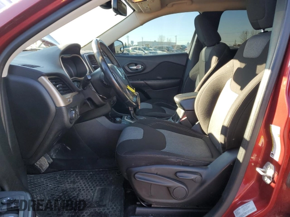 2017 Jeep Cherokee Altitude with VIN 1C4PJMAS4HW533030, listed as a Copart auction lot 76610214 with 213,554 mi miles and Clean title. Bid and sale history available at DreamBid. Image 7.