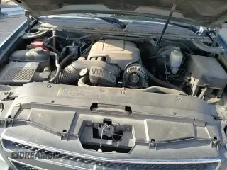 2010 Chevrolet Tahoe Commercial z VIN 1GNUKAE04AR131432, wystawiony jako Copart lot #84500884 z przebiegiem 248 405 mil mil oraz Szkoda całkowita • Salvage title. Historia ofert i sprzedaży dostępna na DreamBid. Obrazek 15.