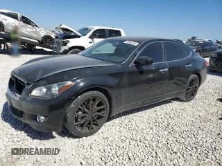 2013 Infiniti M37 with VIN JN1BY1APXDM513051, listed as a Copart auction lot 48062555 with 140,679 mi miles and Salvage Title. Bid and sale history available at carsss.com. Image 1.