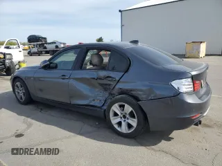2012 BMW 3 Series 328i с VIN WBA3A5C5XCFJ88765, выставлен на аукционе Copart как лот 53954325 с пробегом 121 610 миль миль и Списание • Salvage title. История ставок и продаж доступна на DreamBid. Изображение 2.