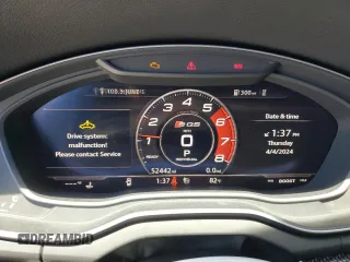 2018 Audi SQ5 Prestige with VIN WA1C4AFY4J2125961, listed as a Copart auction lot 49073974 with 52,442 mi miles and . Bid and sale history available at DreamBid. Image 9.