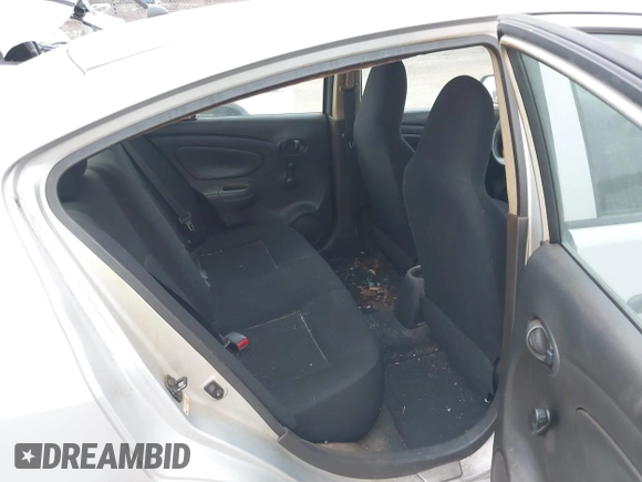 2012 Nissan Versa SV with VIN 3N1CN7AP3CL861475, listed as a IAAI auction lot 41837492 with 220,970 mi miles. Bid and sale history available at carsss.com. Image 8.