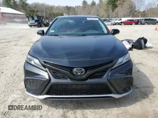 2022 Toyota Camry XSE z VIN 4T1K61AK9NU032227, wystawiony jako Copart lot #52932725 z przebiegiem 40 823 mil mil oraz Szkoda całkowita • Salvage title. Historia ofert i sprzedaży dostępna na DreamBid. Obrazek 5.
