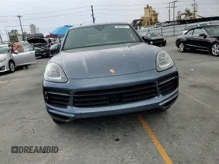 2019 Porsche Cayenne with VIN WP1AA2AY4KDA01261, listed as a Copart auction lot 59630025 with 56,459 mi miles and Salvage title. Bid and sale history available at DreamBid. Image 14.