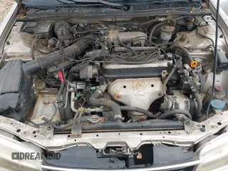 1997 Honda Accord LX with VIN JHMCD5638VC000719, listed as a IAAI auction lot 42190141 with 325,010 mi miles and . Bid and sale history available at carsss.com. Image 10.