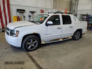 2007 Chevrolet Avalanche LT w/3LT with VIN 3GNFK12357G218403, listed as a Copart auction lot 82667364 with 131,962 mi miles and Clean Title. Bid and sale history available at carsss.com. Image 1.