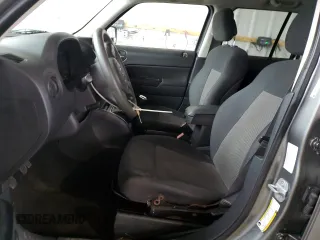 2012 Jeep Patriot Sport with VIN 1C4NJPBA1CD538575, listed as a Copart auction lot 56698525 with 179,366 mi miles and Clean Title. Bid and sale history available at DreamBid. Image 7.