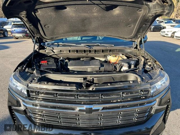 2021 Chevrolet Suburban RST z VIN 1GNSKEKD0MR457206, wystawiony jako Copart lot #87004944 z przebiegiem 139 570 mil mil oraz Czysty tytuł • Clean title. Historia ofert i sprzedaży dostępna na DreamBid. Obrazek 8.