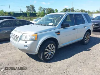 2008 Land Rover LR2 HSE z VIN SALFT24N88H097408, wystawiony jako IAAI lot #42305277 z przebiegiem Nie podano mil oraz . Historia ofert i sprzedaży dostępna na DreamBid. Obrazek 2.