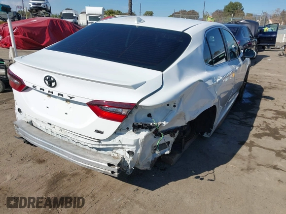 2021 Toyota Camry SE Nightshade with VIN 4T1G11AK7MU498046, listed as a IAAI auction lot 41539916 with 238,706 mi miles. Bid and sale history available at carsss.com. Image 4.