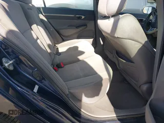 2007 Honda Civic EX with VIN JHMFA16897S000568, listed as a IAAI auction lot 41950275 with 147,735 mi miles and . Bid and sale history available at DreamBid. Image 8.