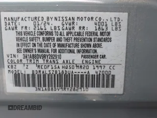 2024 Nissan Sentra SR with VIN 3N1AB8DV9RY282910, listed as a IAAI auction lot 41891897 with 2,043 mi miles. Bid and sale history available at carsss.com. Image 9.