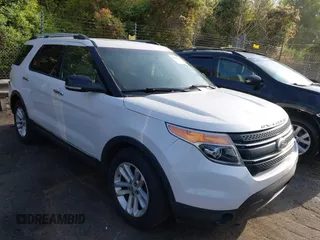 2013 Ford Explorer XLT with VIN 1FM5K7D81DGA97095, listed as a IAAI auction lot 42003091 with 143,148 mi miles. Bid and sale history available at carsss.com. Image 1.
