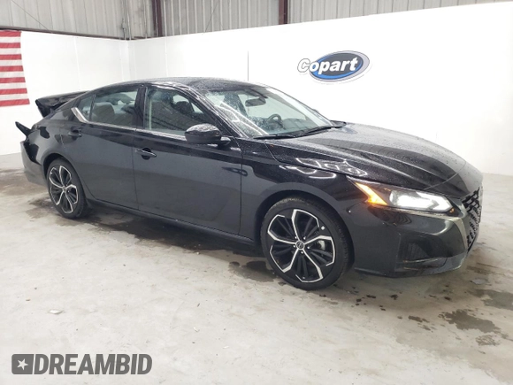 2025 Nissan Altima SR with VIN 1N4BL4CV0SN310045, listed as a Copart auction lot 55051075 with 12,925 mi miles and Clean Title. Bid and sale history available at DreamBid. Image 4.