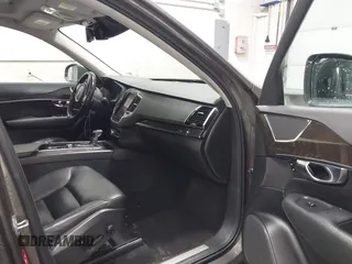 2018 Volvo XC90 Momentum with VIN YV4102XK1J1323053, listed as a IAAI auction lot 41145820 with 117,538 mi miles and . Bid and sale history available at DreamBid. Image 5.