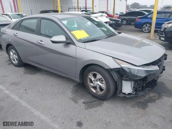 2021 Hyundai Elantra SE with VIN KMHLL4AG8MU121800, listed as a IAAI auction lot 41489779 with 38,913 mi miles. Bid and sale history available at carsss.com. Image 1.