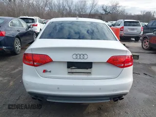 2010 Audi S4 Prestige z VIN WAUKGAFLXAA020826, wystawiony jako IAAI lot #41711179 z przebiegiem 122 108 mil mil oraz . Historia ofert i sprzedaży dostępna na DreamBid. Obrazek 16.