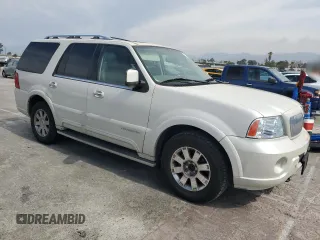 2004 Lincoln Navigator Luxury with VIN 5LMFU27R34LJ37915, listed as a Copart auction lot 72651074 with 178,512 mi miles and Clean Title. Bid and sale history available at carsss.com. Image 4.