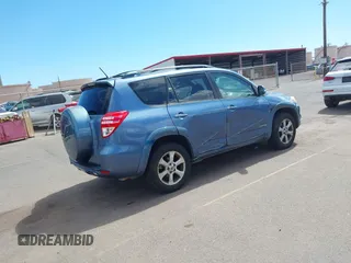 2010 Toyota RAV4 Limited с VIN JTMYK4DVXA5027222, выставлен на аукционе IAAI как лот 42057063 с пробегом 135 259 миль миль и . История ставок и продаж доступна на DreamBid. Изображение 4.