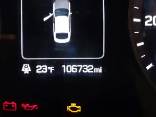 2015 Hyundai Sonata 2.4L Sport with VIN 5NPE34AF8FH070929, listed as a IAAI auction lot 41631436 with 106,732 mi miles. Bid and sale history available at carsss.com. Image 15.