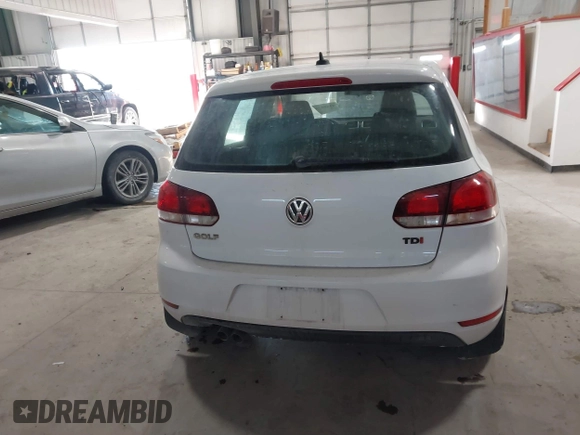 2013 Volkswagen Golf TDI с VIN WVWDM7AJ0DW137125, выставлен на аукционе IAAI как лот 41405747 с пробегом 122 069 миль миль и . История ставок и продаж доступна на DreamBid. Изображение 17.