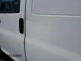 2013 Chevrolet Express Cargo z VIN 1GCWGFCA8D1175464, wystawiony jako IAAI lot #42409029 z przebiegiem 166 299 mil mil oraz . Historia ofert i sprzedaży dostępna na DreamBid. Obrazek 33.