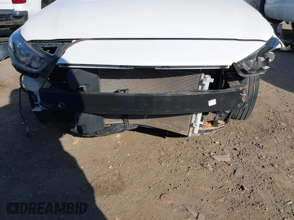 2019 Hyundai Accent SE with VIN 3KPC24A38KE068774, listed as a IAAI auction lot 41768663 with 17,916 mi miles. Bid and sale history available at carsss.com. Image 6.