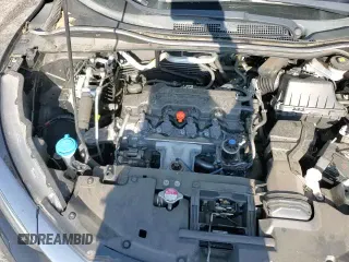 2020 Honda HR-V LX z VIN 3CZRU6H33LM721857, wystawiony jako Copart lot #81440245 z przebiegiem 6 444 mil mil oraz Szkoda całkowita • Salvage title. Historia ofert i sprzedaży dostępna na DreamBid. Obrazek 14.