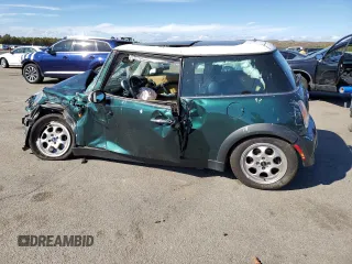 2004 MINI Hardtop with VIN WMWRC33484TJ58571, listed as a Copart auction lot 74843094 with Not Provided miles and Salvage Title. Bid and sale history available at DreamBid. Image 2.