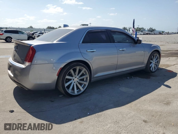 2017 Chrysler 300 Limited z VIN 2C3CCAAG7HH662028, wystawiony jako Copart lot #54516445 z przebiegiem 120 282 mil mil oraz Szkoda całkowita • Salvage title. Historia ofert i sprzedaży dostępna na DreamBid. Obrazek 3.