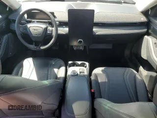 2022 Ford Mustang Mach-E Premium z VIN 3FMTK3R70NMA26901, wystawiony jako Copart lot #58850845 z przebiegiem 24 837 mil mil oraz Szkoda całkowita • Salvage title. Historia ofert i sprzedaży dostępna na DreamBid. Obrazek 8.