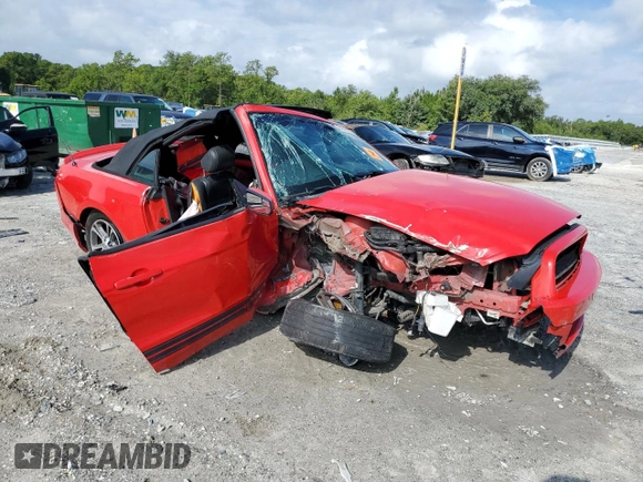 2014 Ford Mustang V6 z VIN 1ZVBP8EM1E5279402, wystawiony jako Copart lot #62467595 z przebiegiem 138 440 mil mil oraz Nie do naprawy • Non repairable. Historia ofert i sprzedaży dostępna na DreamBid. Obrazek 4.