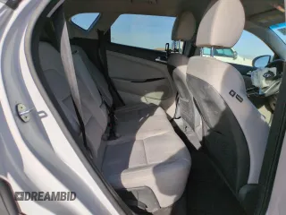 2019 Hyundai Tucson Sport z VIN KM8J3CAL7KU871099, wystawiony jako Copart lot #87232004 z przebiegiem 92 338 mil mil oraz Szkoda całkowita • Salvage title. Historia ofert i sprzedaży dostępna na DreamBid. Obrazek 10.