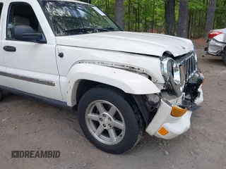 2006 Jeep Liberty Limited with VIN 1J4GL58K06W210025, listed as a IAAI auction lot 42189823 with 211,182 mi miles. Bid and sale history available at carsss.com. Image 13.