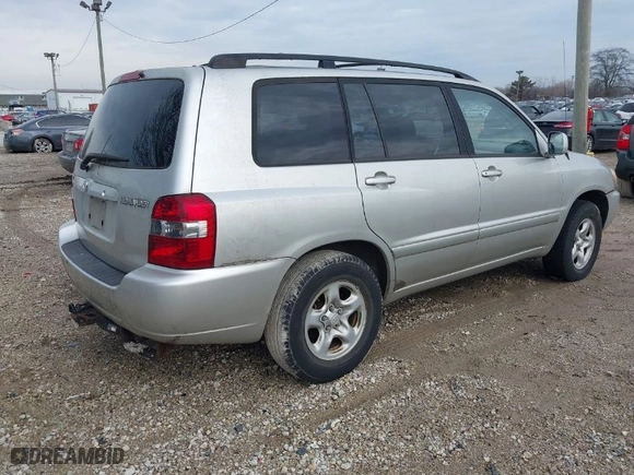 2007 Toyota Highlander with VIN JTEGD21A870161949, listed as a IAAI auction lot 41487972 with 219,084 mi miles. Bid and sale history available at carsss.com. Image 4.