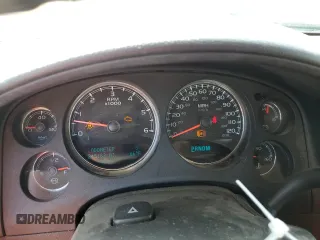 2011 GMC Yukon SLE with VIN 1GKS1AE09BR271002, listed as a Copart auction lot 49349275 with 245,183 mi miles and Salvage Title. Bid and sale history available at carsss.com. Image 9.