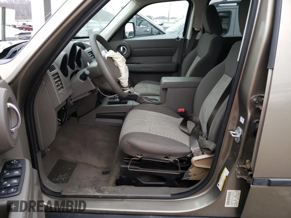 2007 Dodge Nitro SXT with VIN 1D8GT28K97W583734, listed as a Copart auction lot 44925945 with 75,503 mi miles and Non Repairable. Bid and sale history available at carsss.com. Image 7.