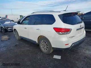 2014 Nissan Pathfinder SV with VIN 5N1AR2MN8EC637263, listed as a IAAI auction lot 41328501 with 139,518 mi miles. Bid and sale history available at carsss.com. Image 3.