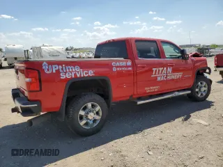 2016 GMC Sierra 2500HD SLE z VIN 1GT12SE86GF292964, wystawiony jako Copart lot #49299335 z przebiegiem 158 707 mil mil oraz Szkoda całkowita • Salvage title. Historia ofert i sprzedaży dostępna na DreamBid. Obrazek 3.